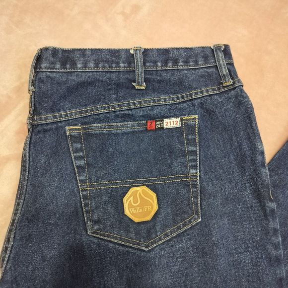 Walls flame resistant FR workwear Size 48x30 ATPV 24.2 blue denim men jeans 2HRC - Picture 5 of 15